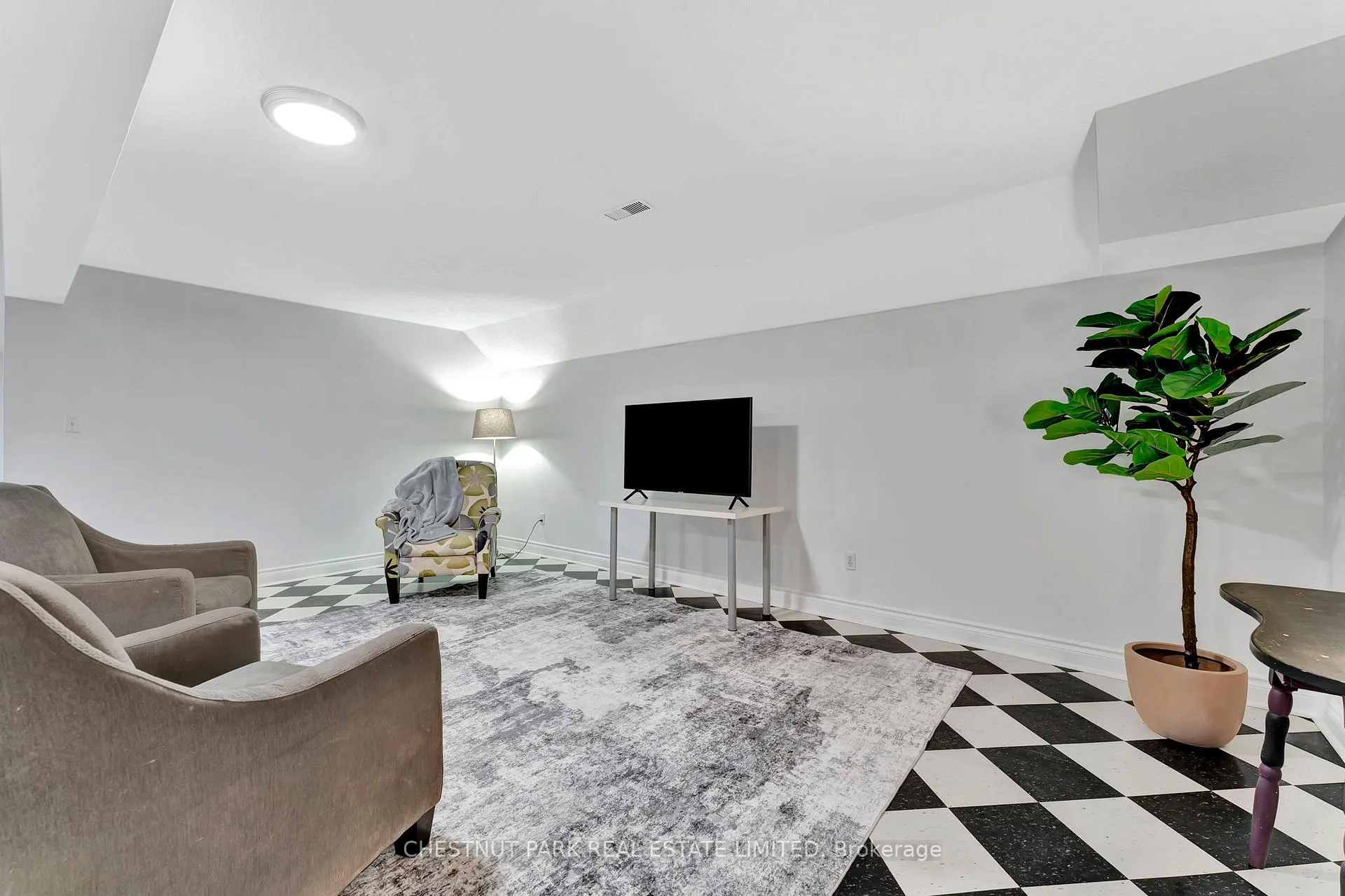 Photo 42 of 6511 Crowsfoot Road, Woolwich — HOMEH
