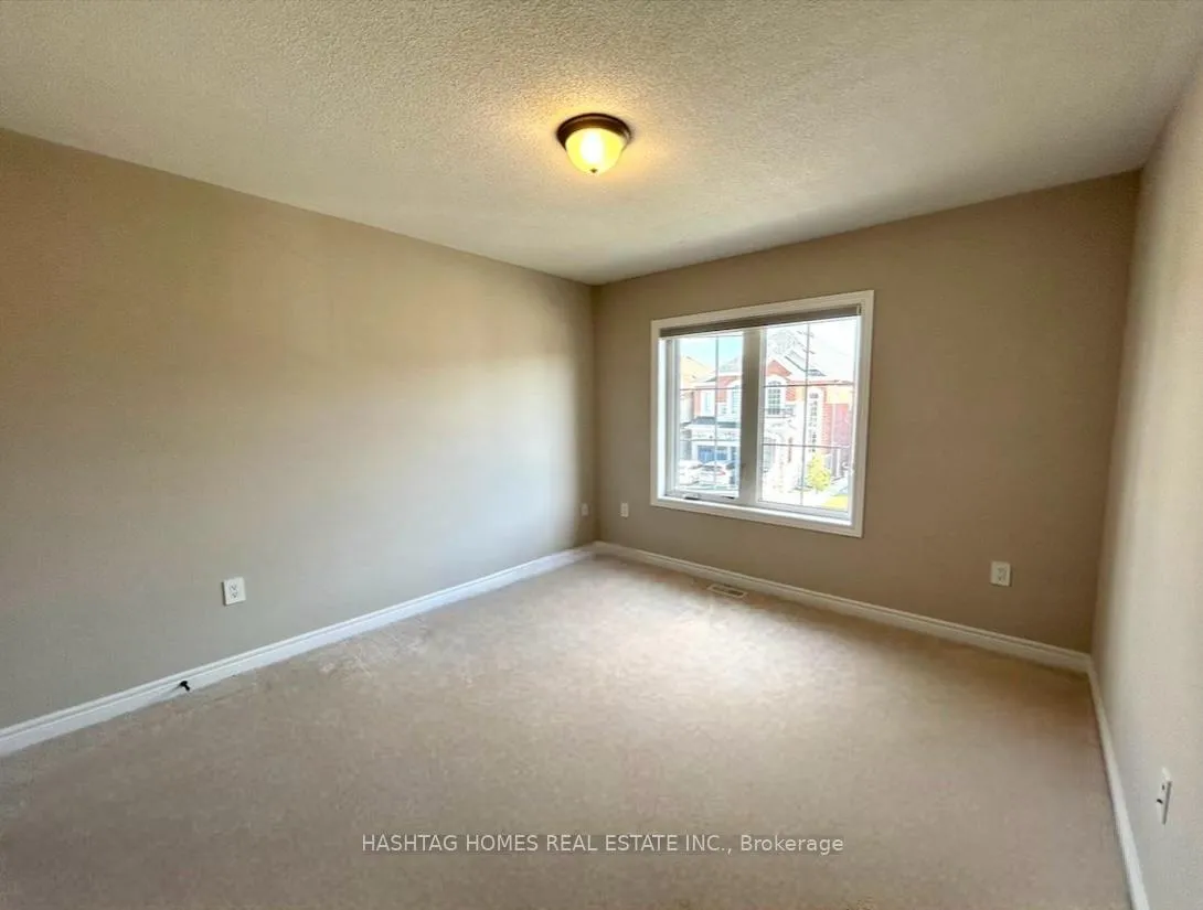 Photo 10 of 26 Matterhorn Road, Brampton, Northwest Brampton — HOMEH