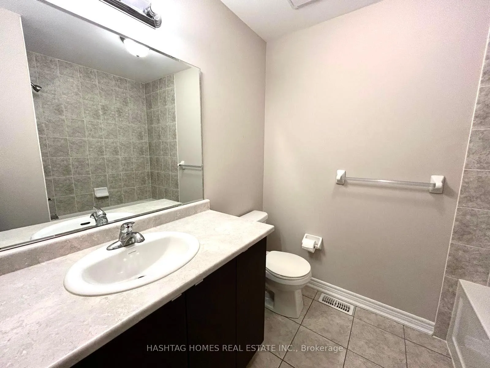 Photo 19 of 26 Matterhorn Road, Brampton, Northwest Brampton — HOMEH