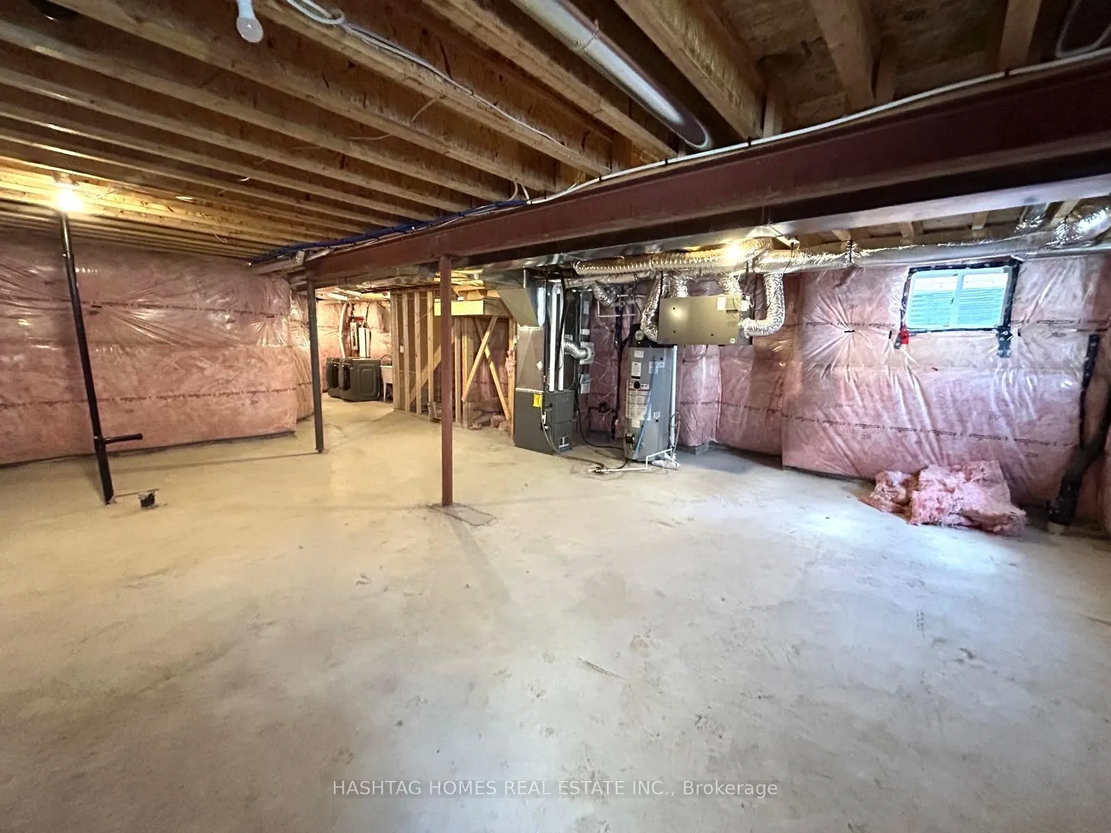Photo 20 of 26 Matterhorn Road, Brampton, Northwest Brampton — HOMEH