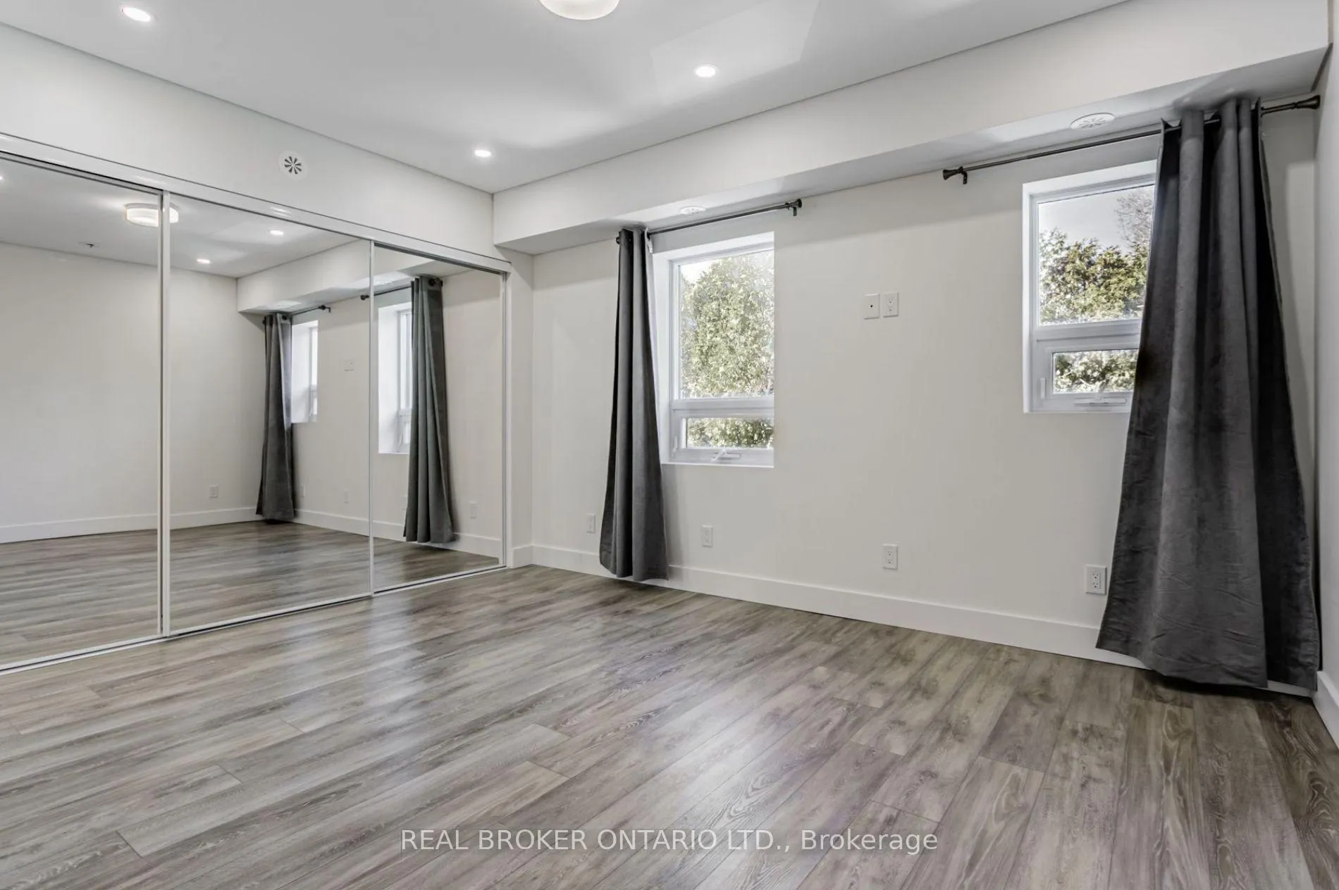 Photo 10 of Unit A, 1088 Avenue Road, Toronto, Lawrence Park South — HOMEH