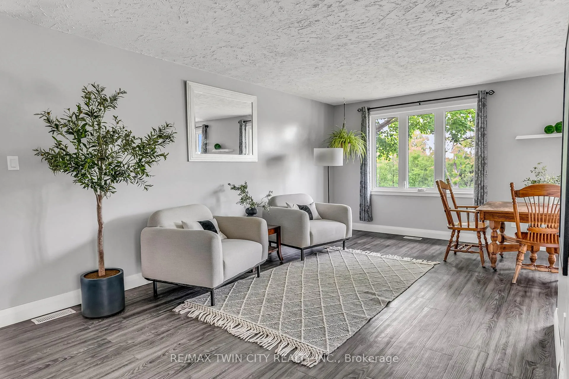 Photo 8 of 101 Rothsay Avenue, Kitchener — HOMEH