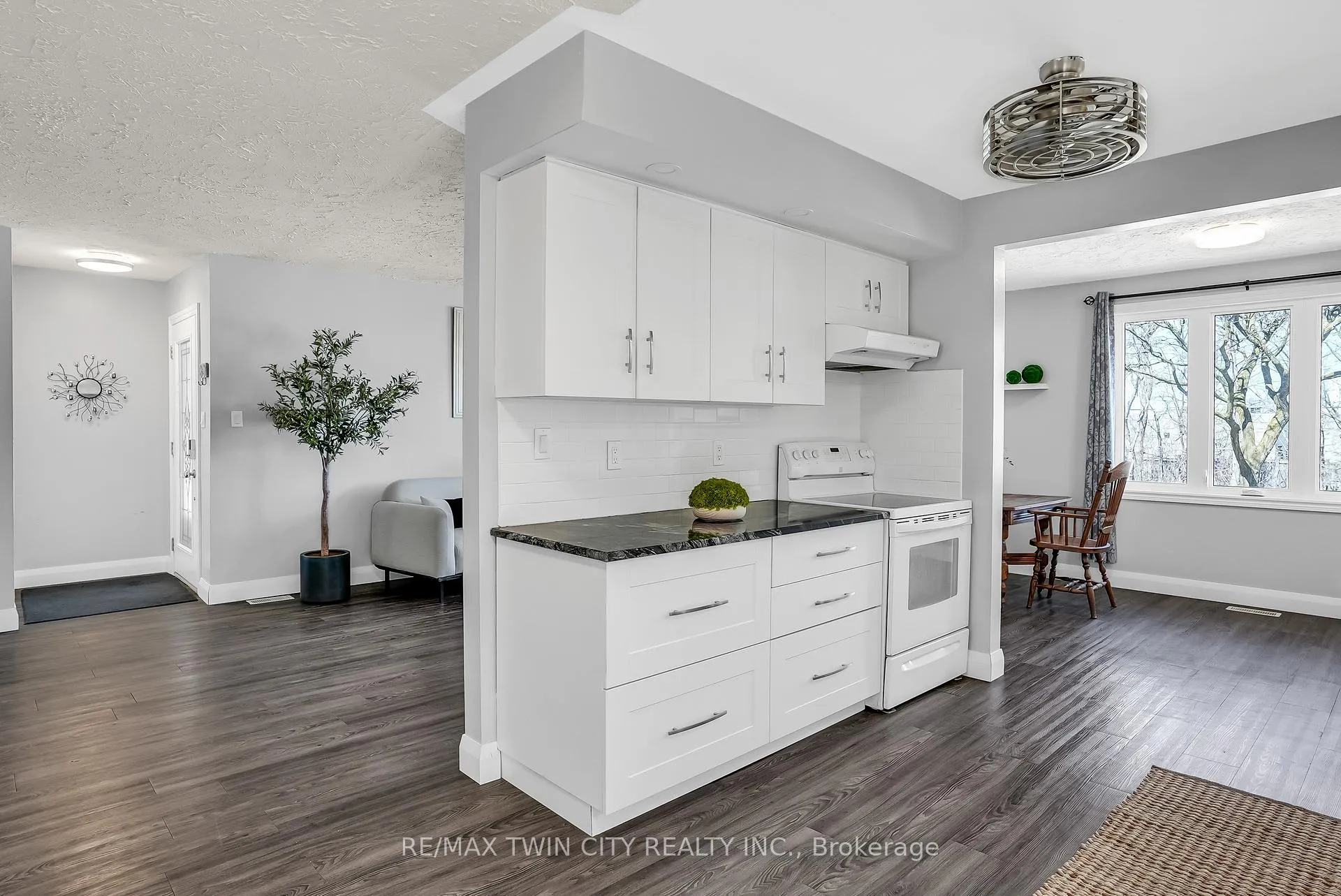 Photo 12 of 101 Rothsay Avenue, Kitchener — HOMEH