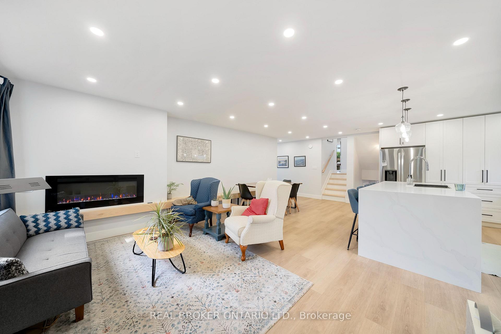 Photo 5 of 579 Chamberlain Road, Burlington, Shoreacres — HOMEH