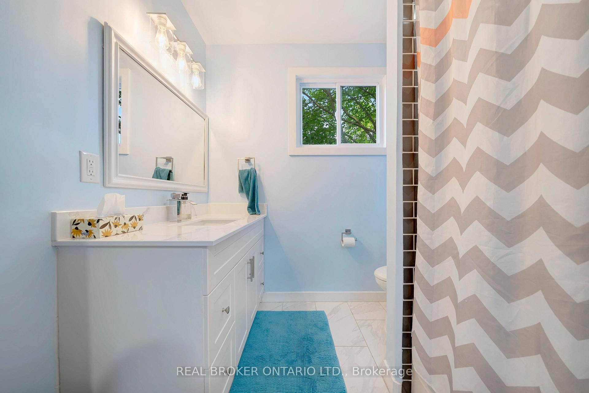 Photo 20 of 579 Chamberlain Road, Burlington, Shoreacres — HOMEH