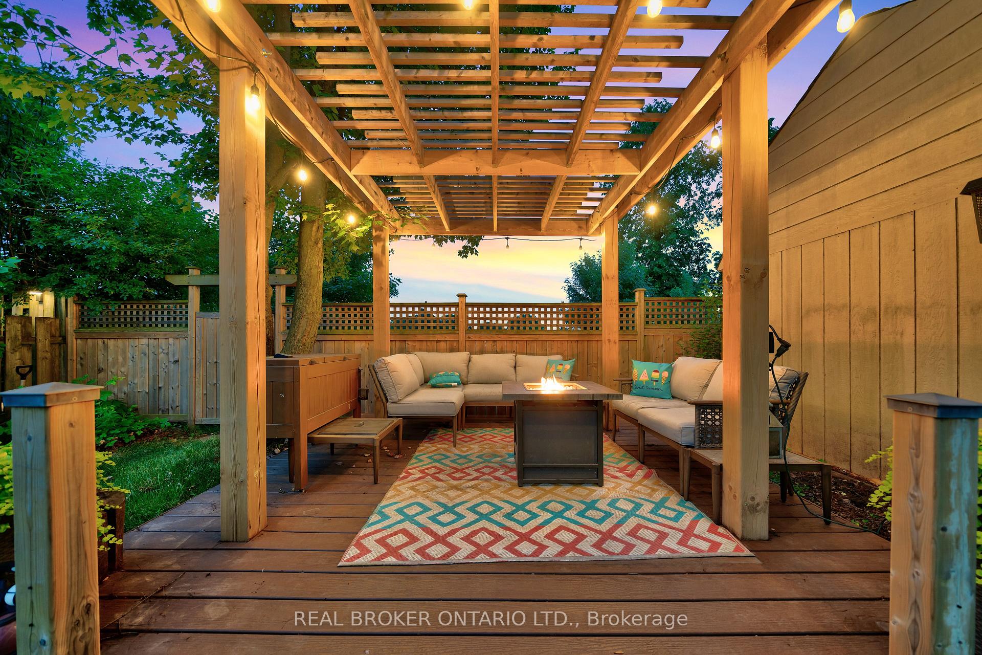 Photo 39 of 579 Chamberlain Road, Burlington, Shoreacres — HOMEH