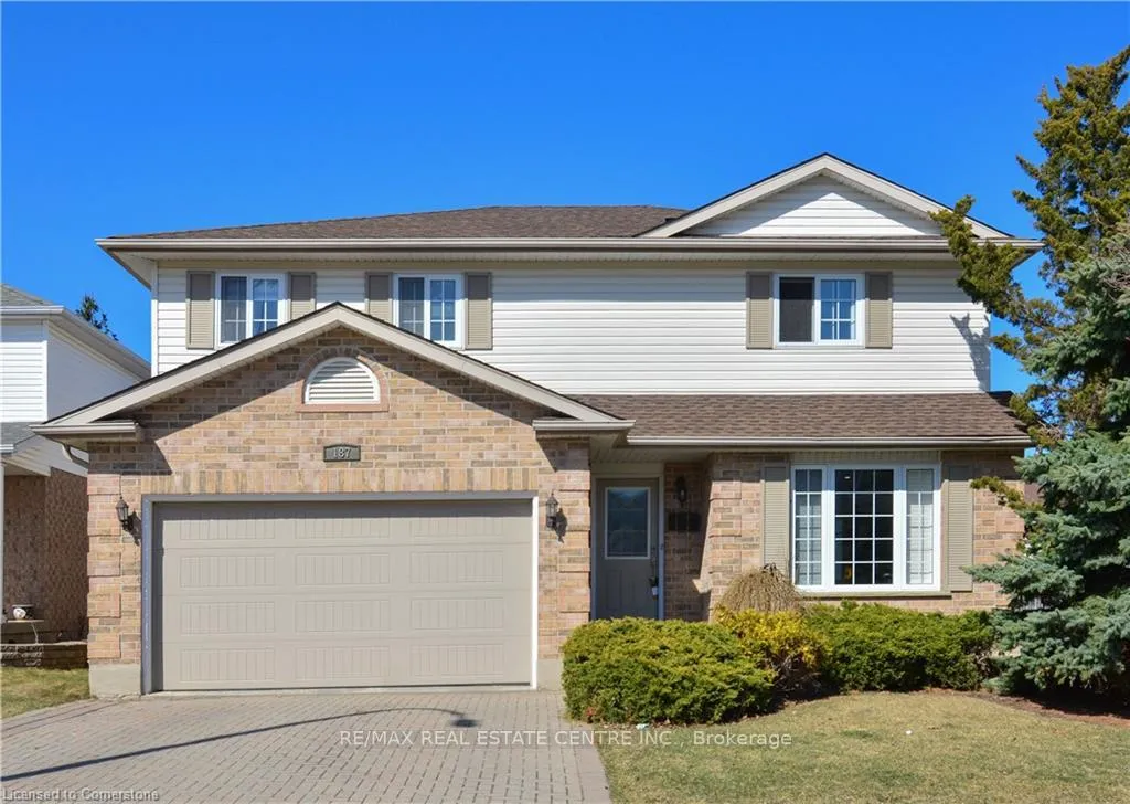 Photo 4 of 187 Daimler Drive S, Kitchener — HOMEH
