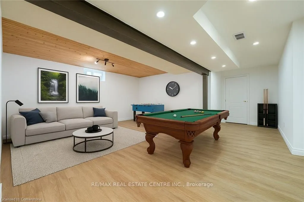 Photo 39 of 187 Daimler Drive S, Kitchener — HOMEH