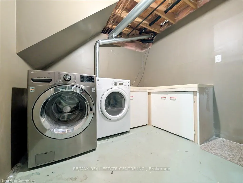 Photo 44 of 187 Daimler Drive S, Kitchener — HOMEH