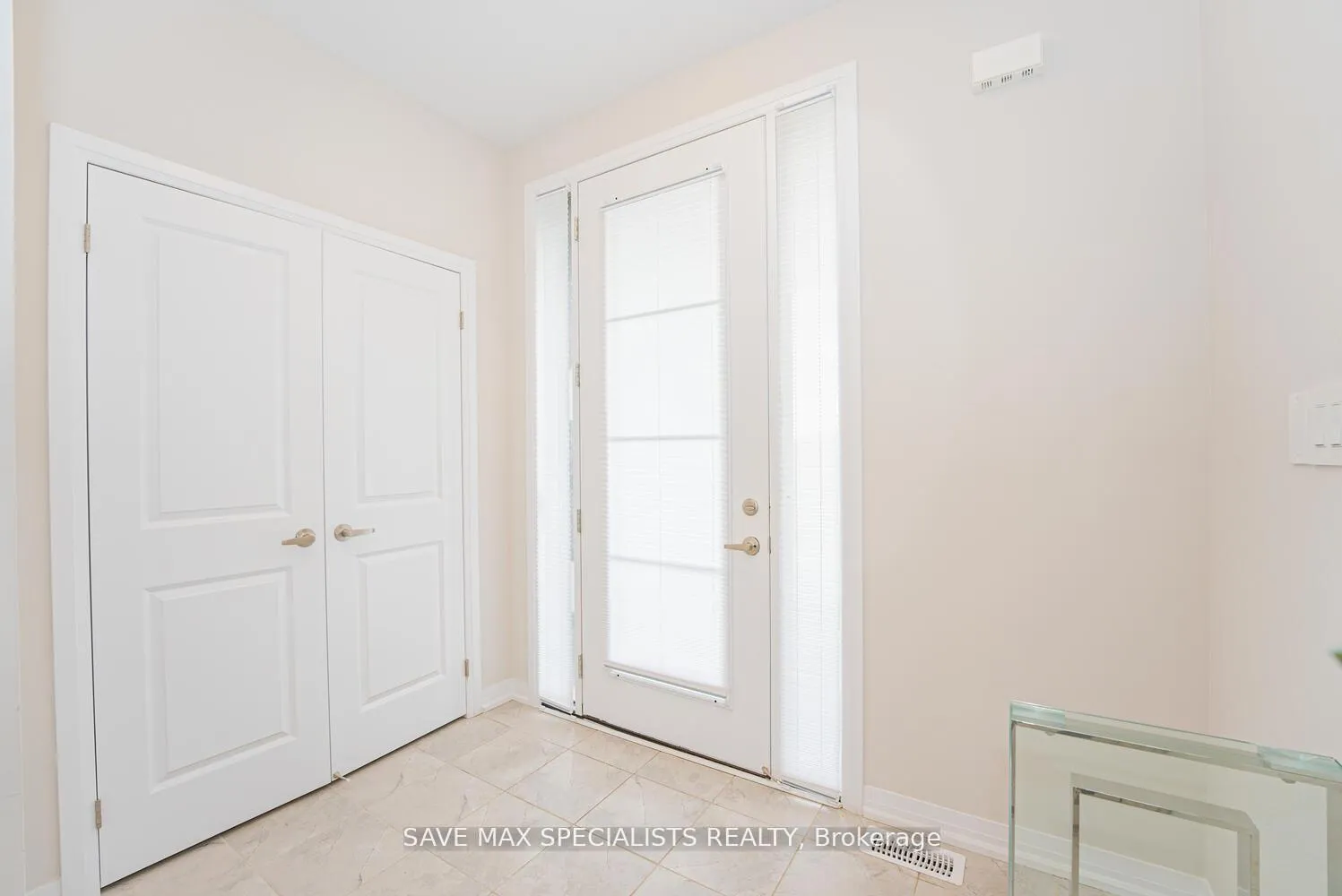 Photo 5 of 298 Newman Drive, Cambridge — HOMEH