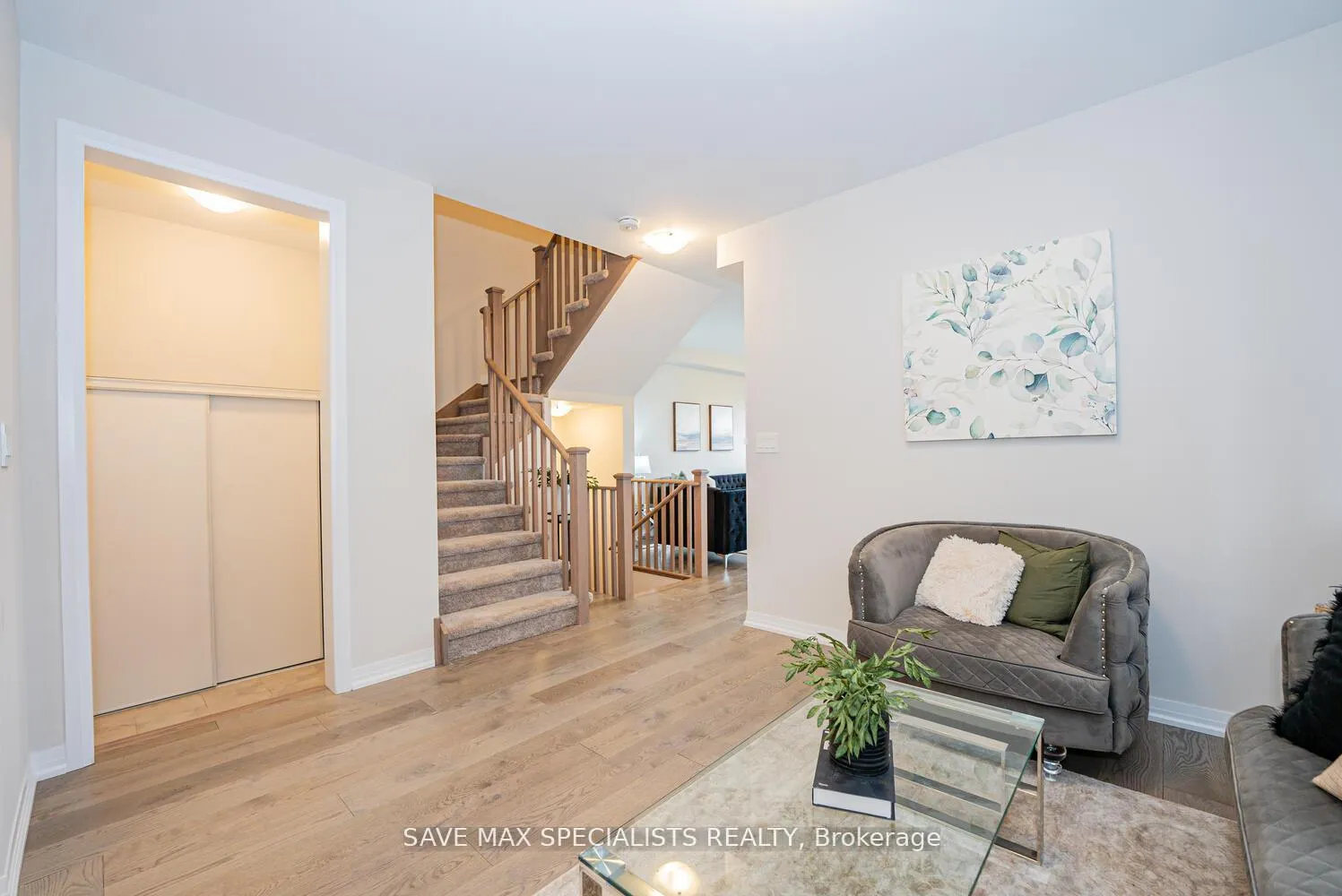 Photo 8 of 298 Newman Drive, Cambridge — HOMEH