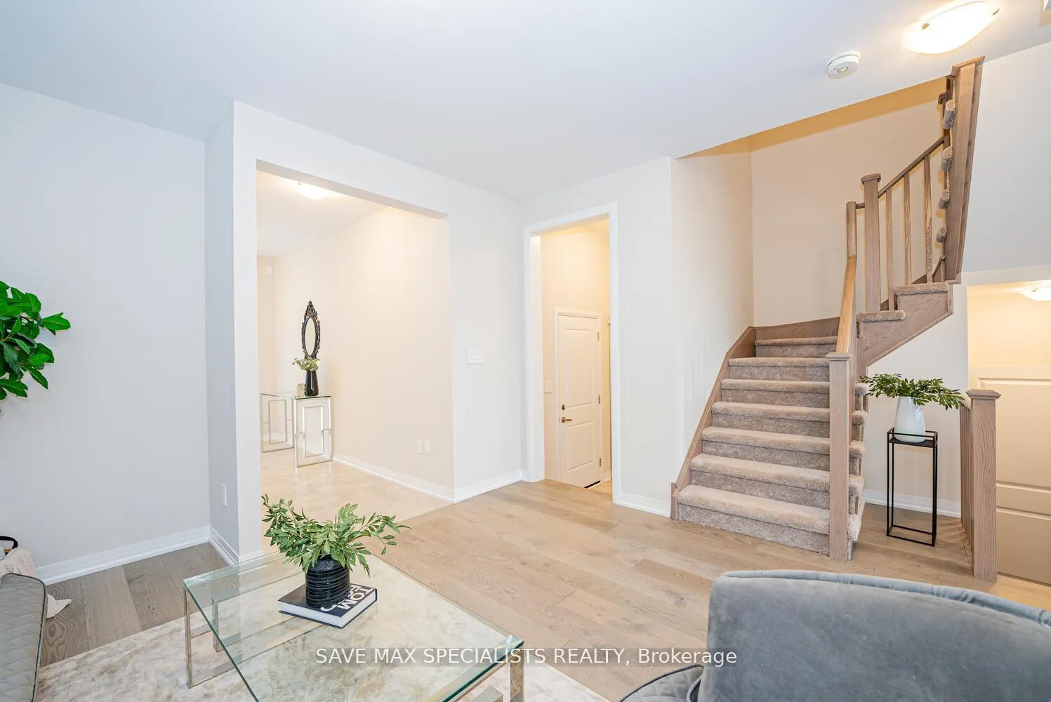 Photo 9 of 298 Newman Drive, Cambridge — HOMEH