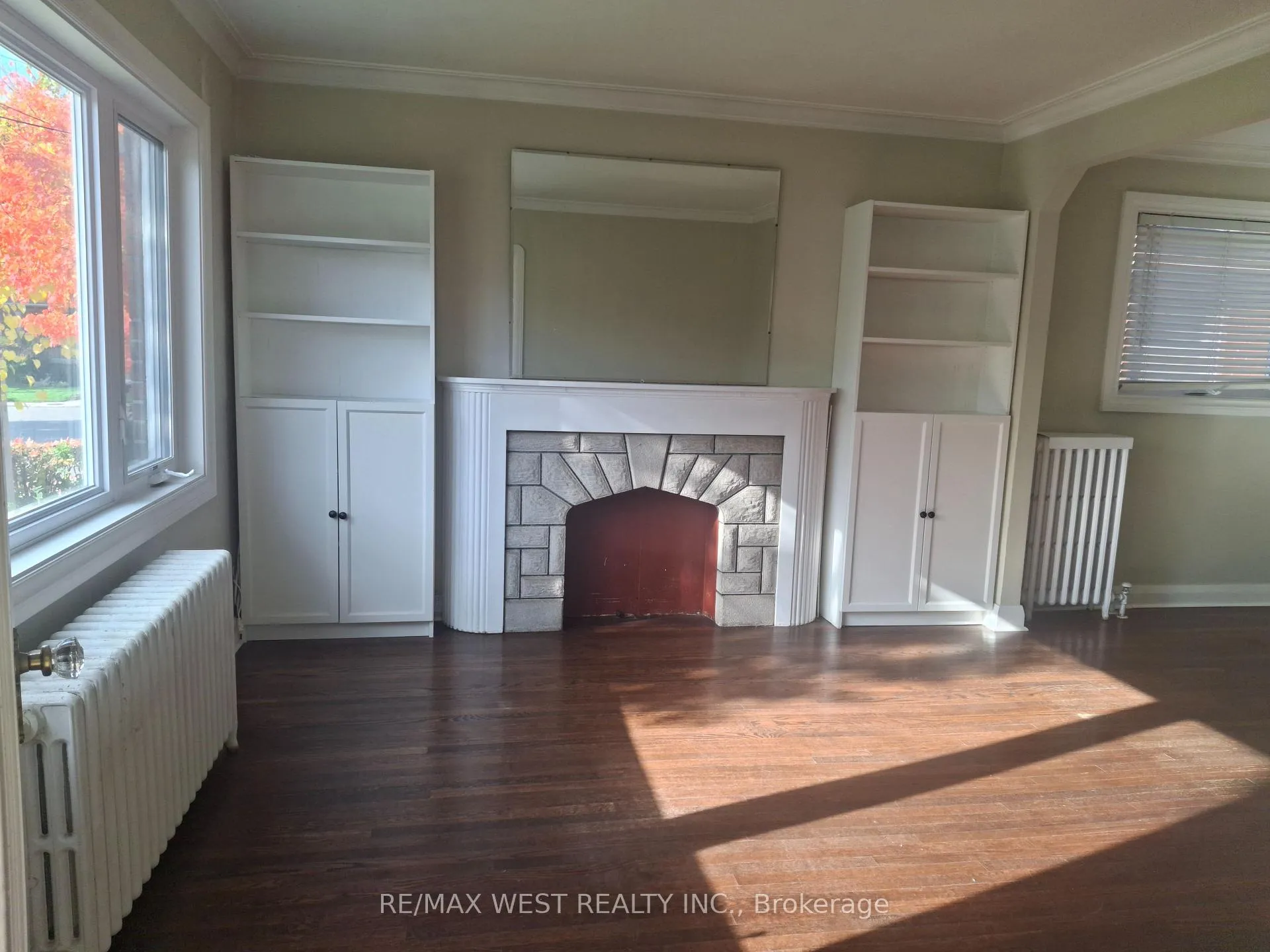 Photo 2 of Unit Main Floor, 62 Glencrest Boulevard, Toronto, O'Connor-Parkview — HOMEH