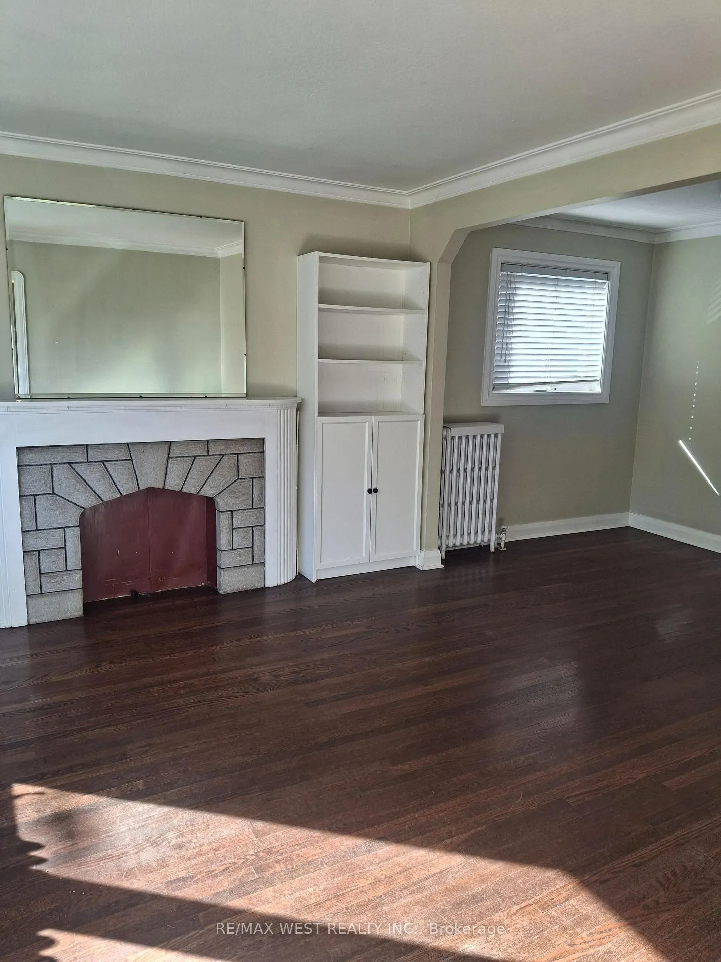 Photo 5 of Unit Main Floor, 62 Glencrest Boulevard, Toronto, O'Connor-Parkview — HOMEH