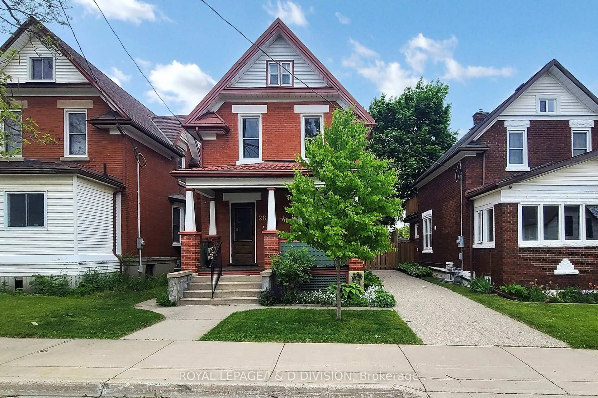 Photo 1 of 28 Henry Street, Kitchener — HOMEH
