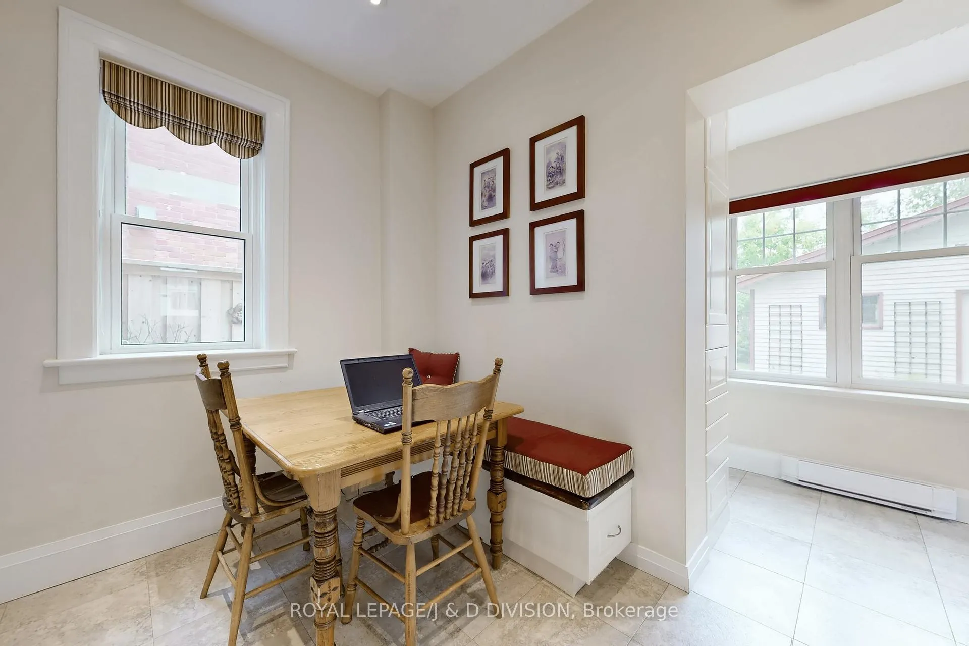 Photo 14 of 28 Henry Street, Kitchener — HOMEH