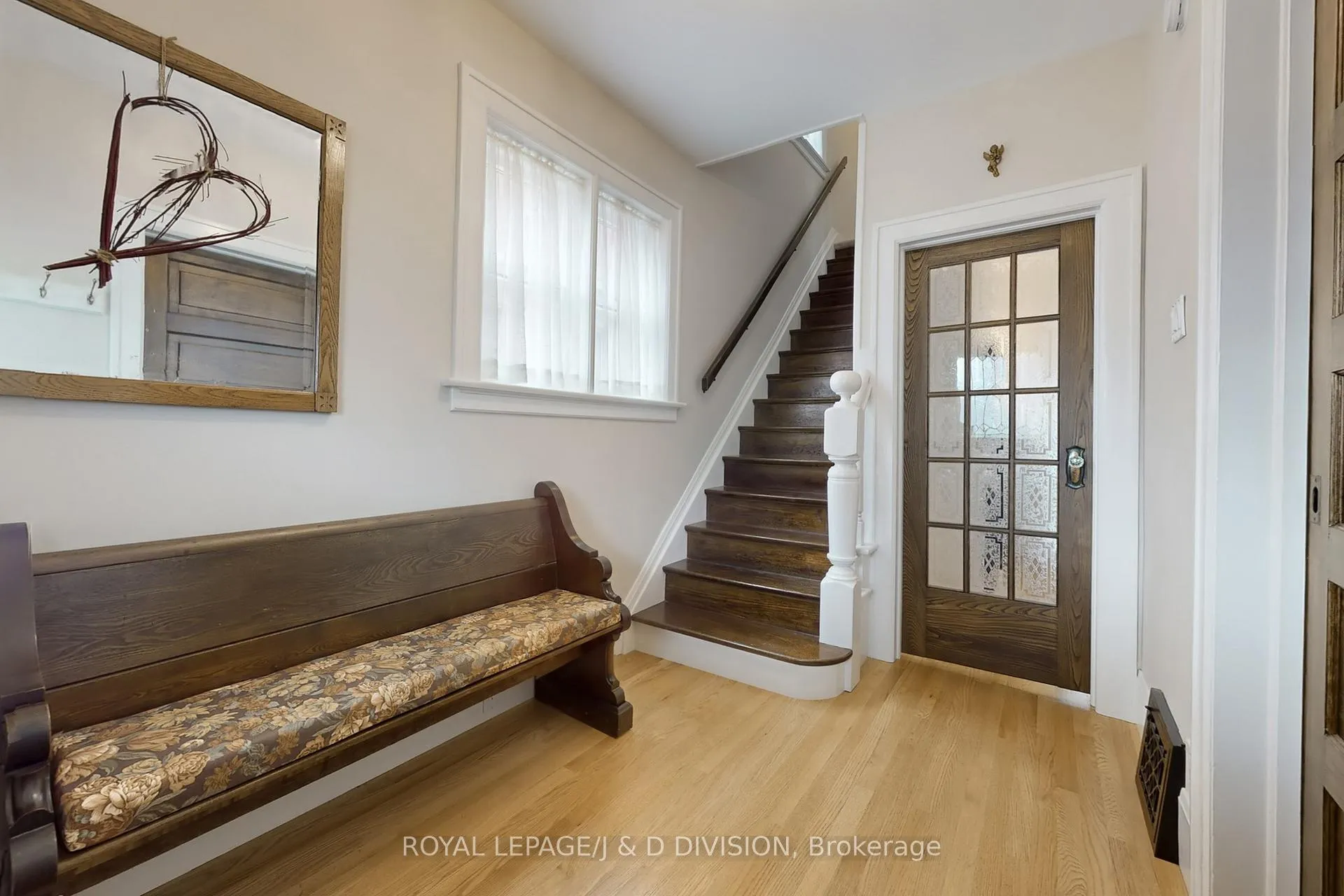 Photo 16 of 28 Henry Street, Kitchener — HOMEH