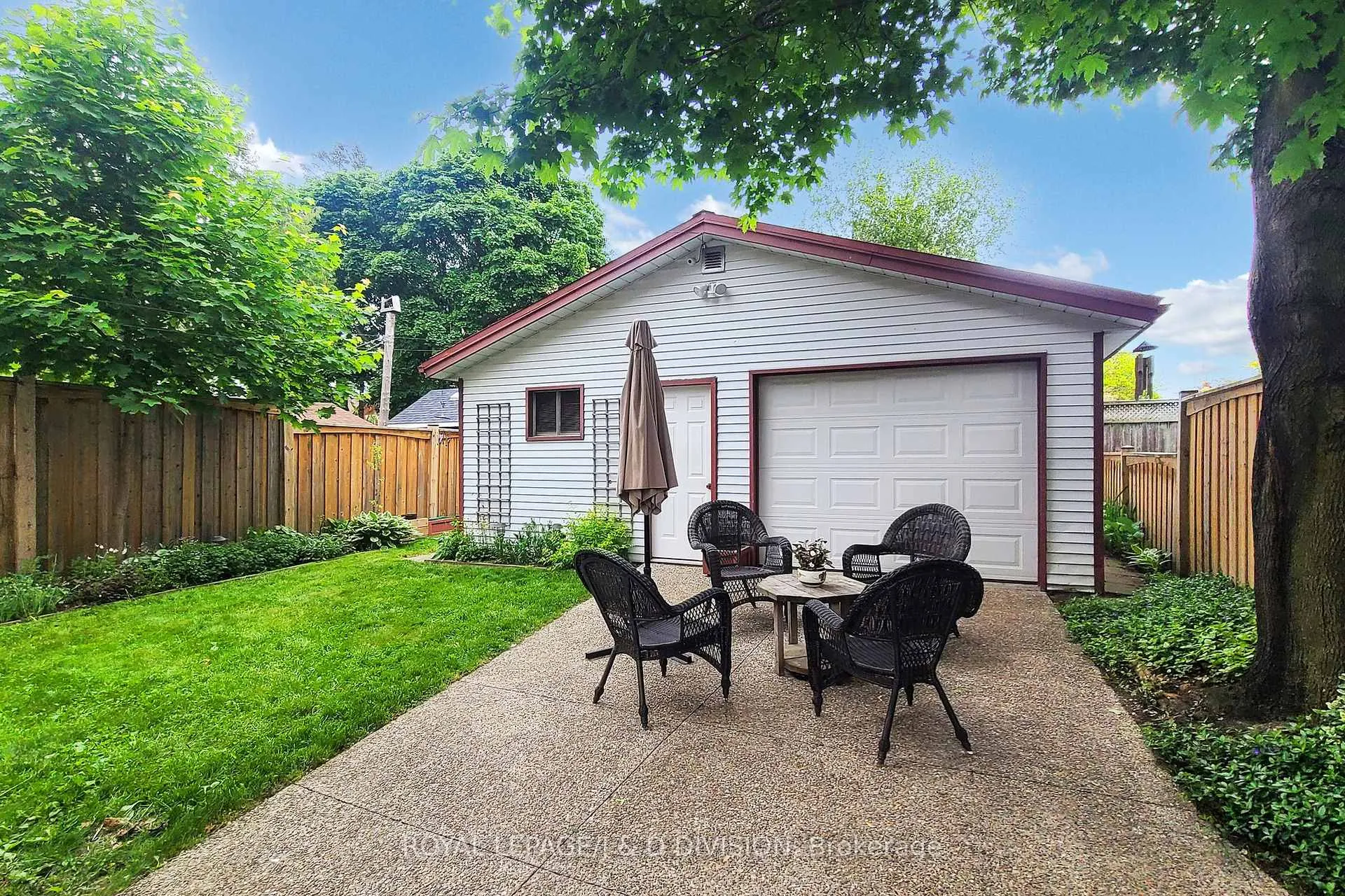 Photo 36 of 28 Henry Street, Kitchener — HOMEH