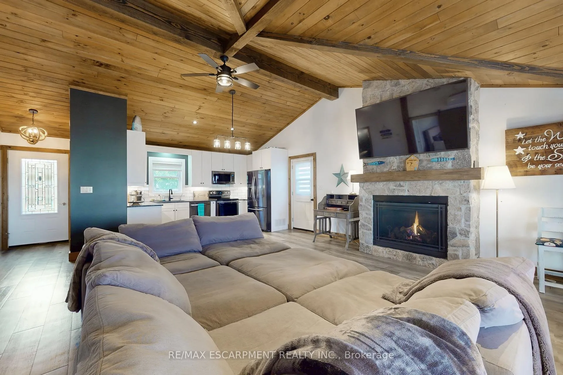 Photo 7 of 11495 Cook Lane, Wainfleet, Lakeshore — HOMEH