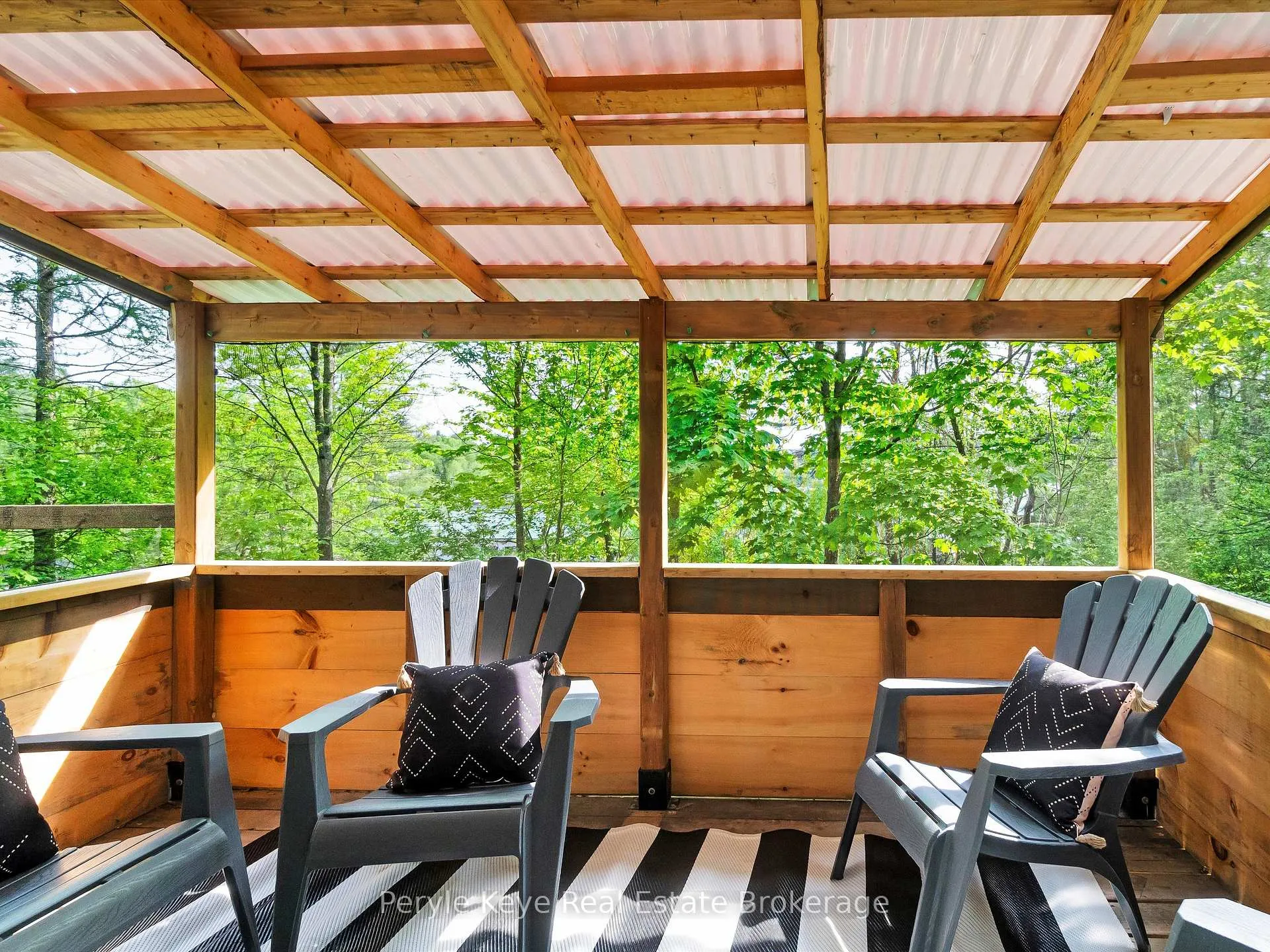Photo 17 of 5 Bird Lane, Bracebridge — HOMEH