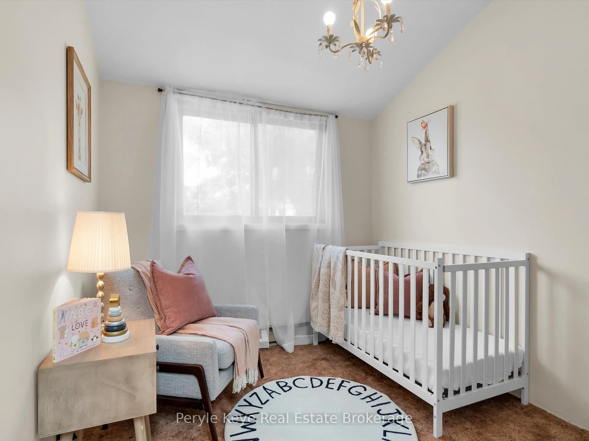 Photo 24 of 5 Bird Lane, Bracebridge — HOMEH
