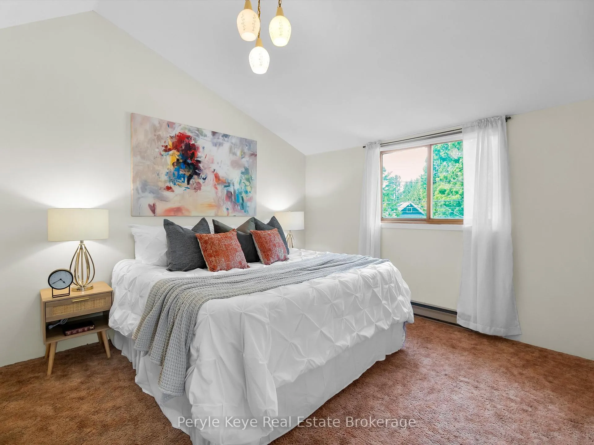 Photo 29 of 5 Bird Lane, Bracebridge — HOMEH