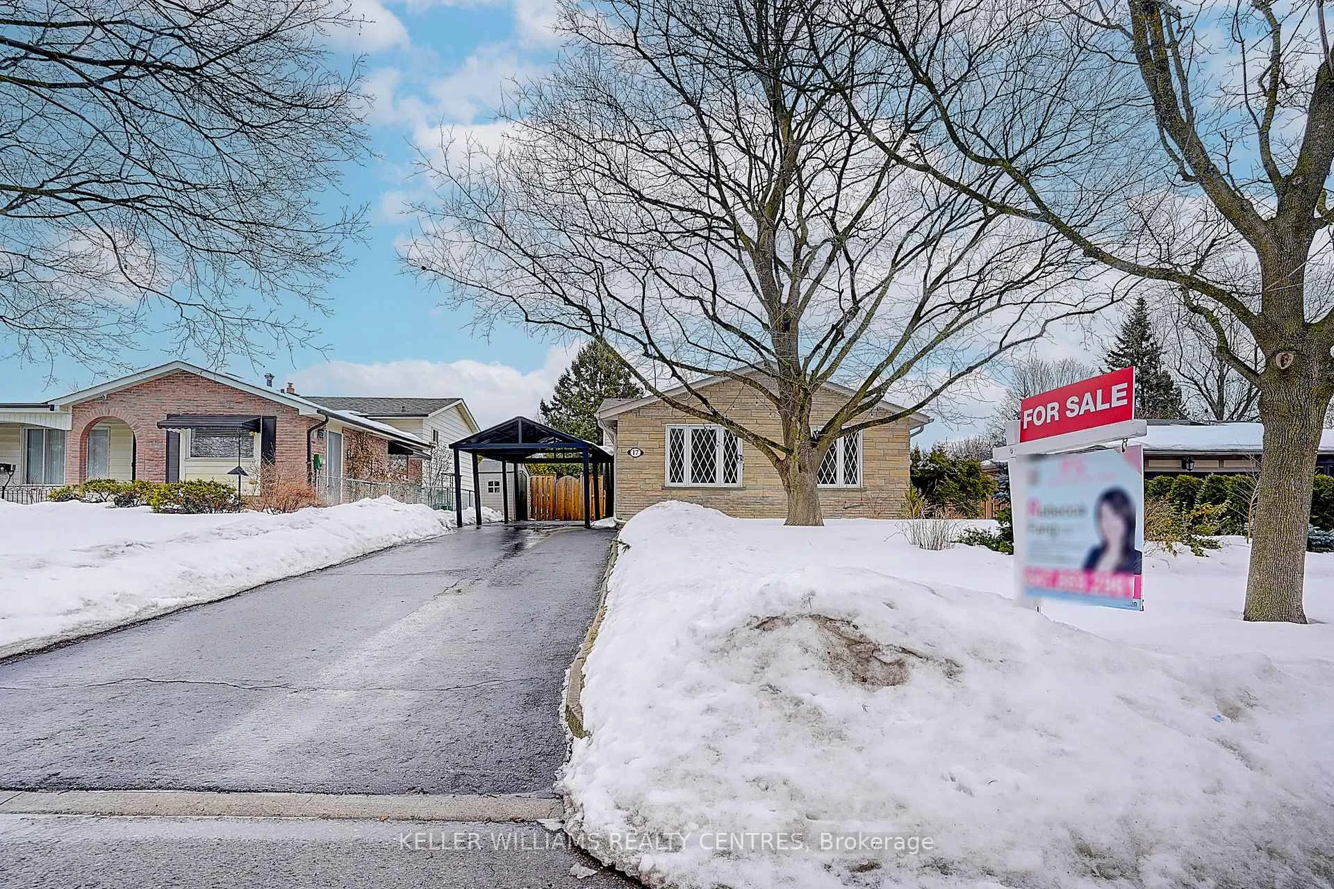 Photo 1 of 17 Sir Kay Drive, Markham, Markham Village — HOMEH
