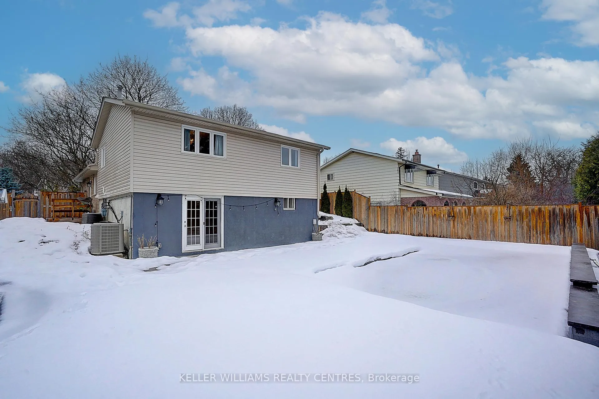 Photo 6 of 17 Sir Kay Drive, Markham, Markham Village — HOMEH