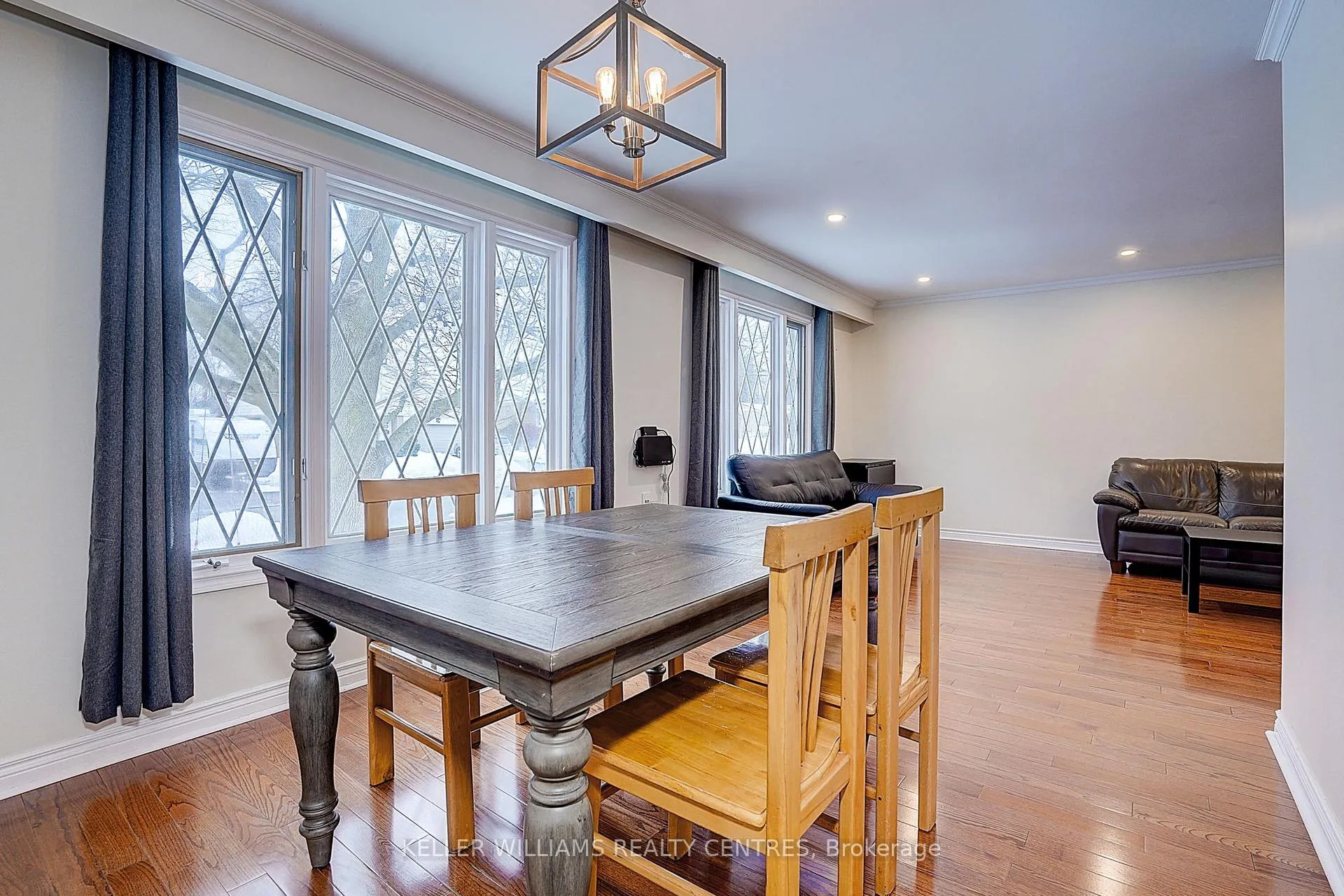 Photo 15 of 17 Sir Kay Drive, Markham, Markham Village — HOMEH