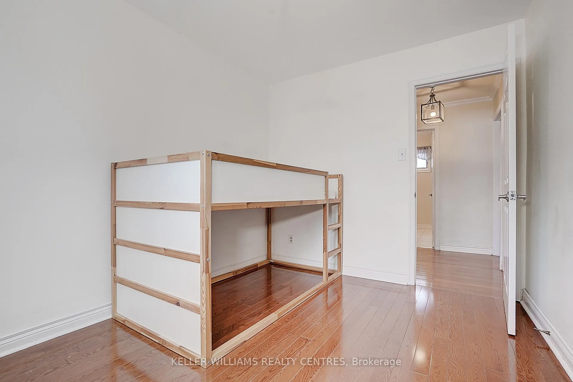 Photo 26 of 17 Sir Kay Drive, Markham, Markham Village — HOMEH