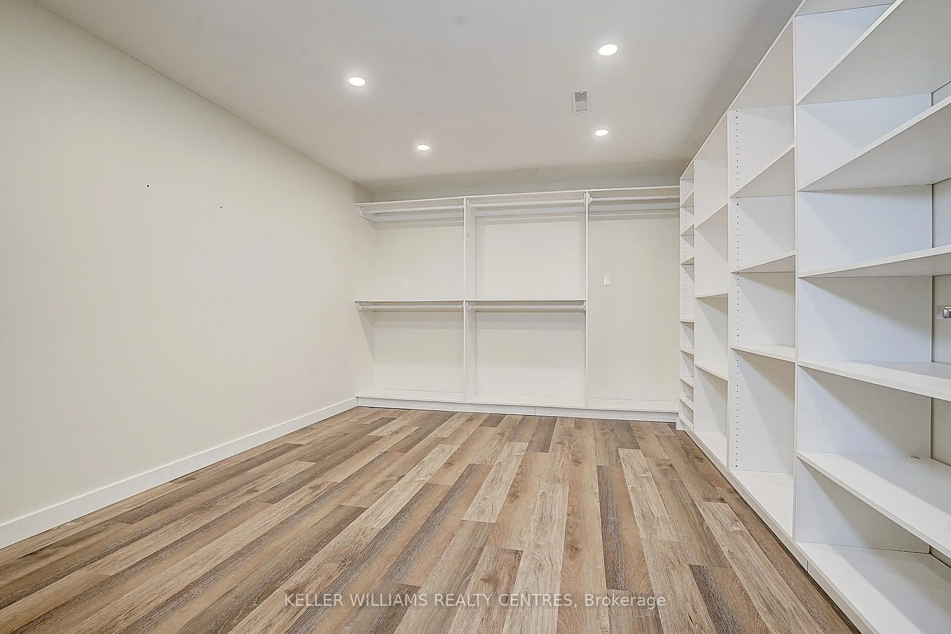 Photo 39 of 17 Sir Kay Drive, Markham, Markham Village — HOMEH