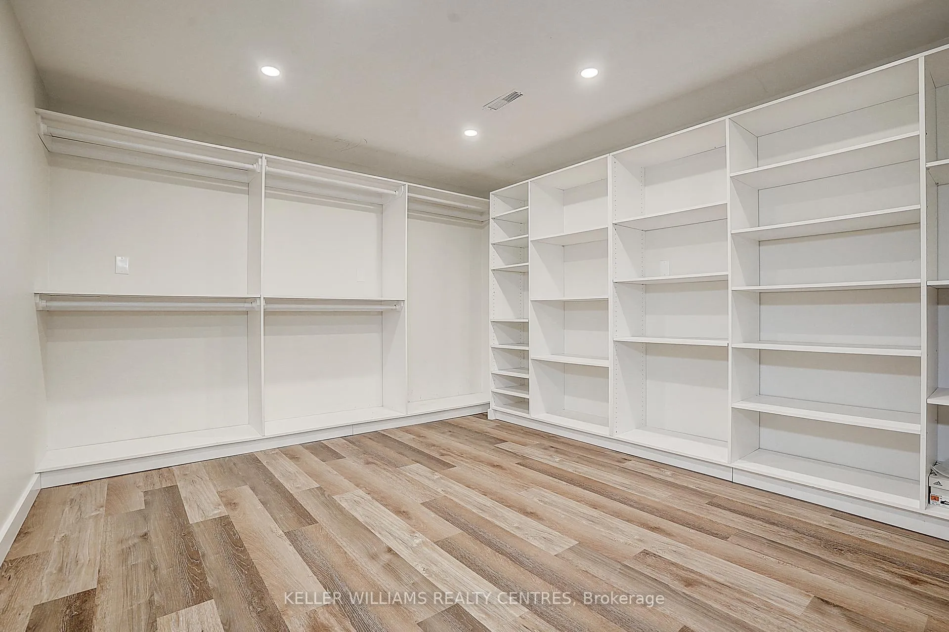Photo 40 of 17 Sir Kay Drive, Markham, Markham Village — HOMEH