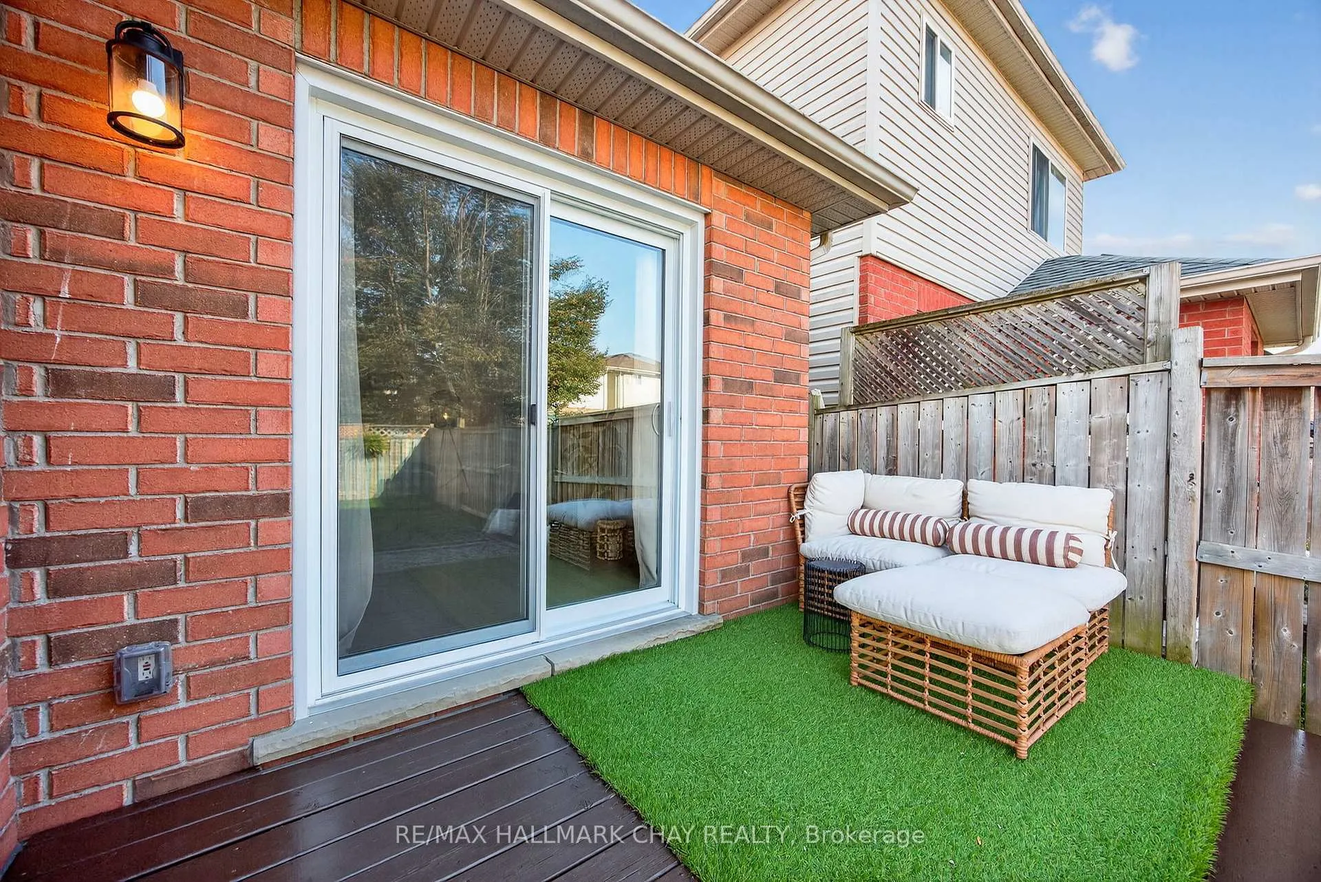 Photo 20 of 56 Julia Crescent, Orillia — HOMEH