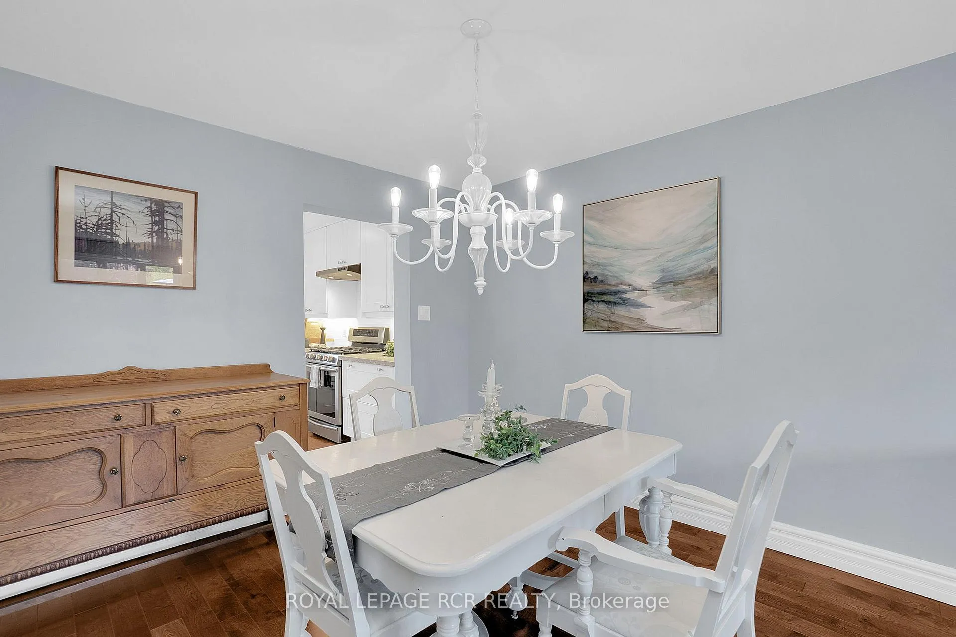 Photo 10 of 60 Royal Terrace Crescent, Caledon, Bolton East — HOMEH