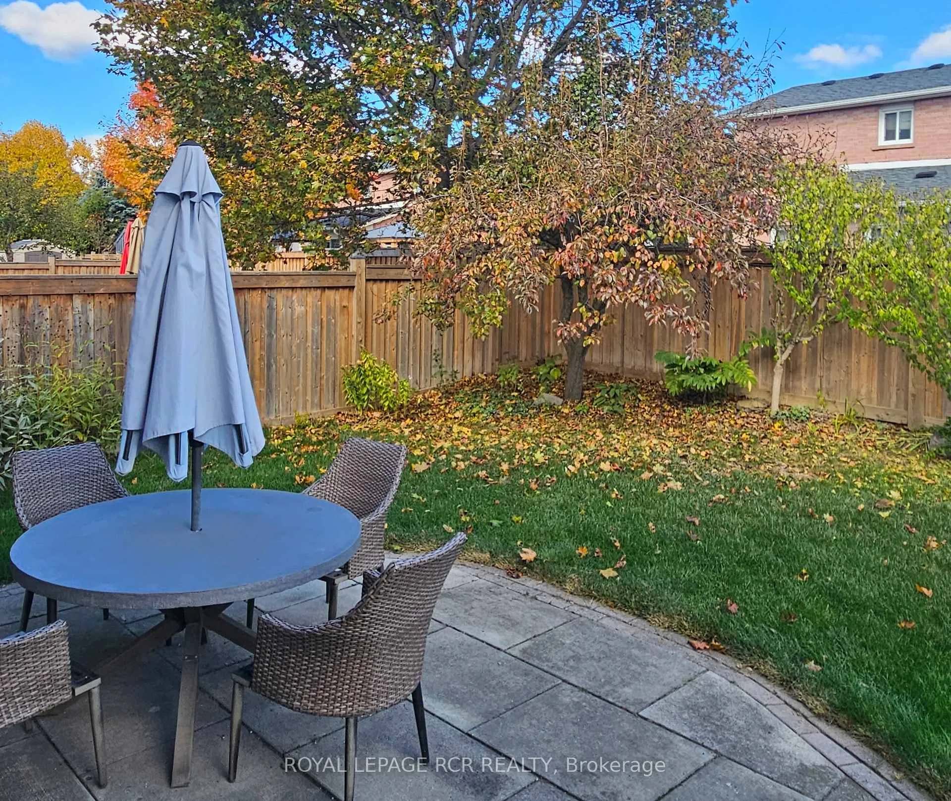 Photo 33 of 60 Royal Terrace Crescent, Caledon, Bolton East — HOMEH
