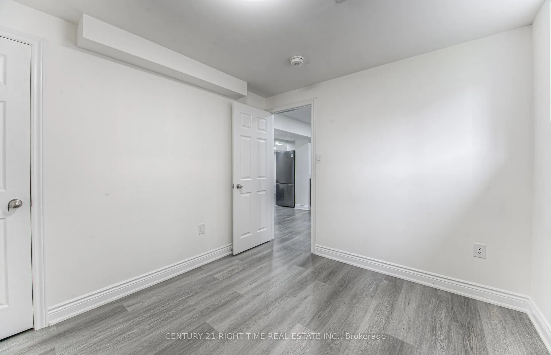 Photo 38 of 382 Beechdrops Drive, Waterloo, Vista Hills — HOMEH