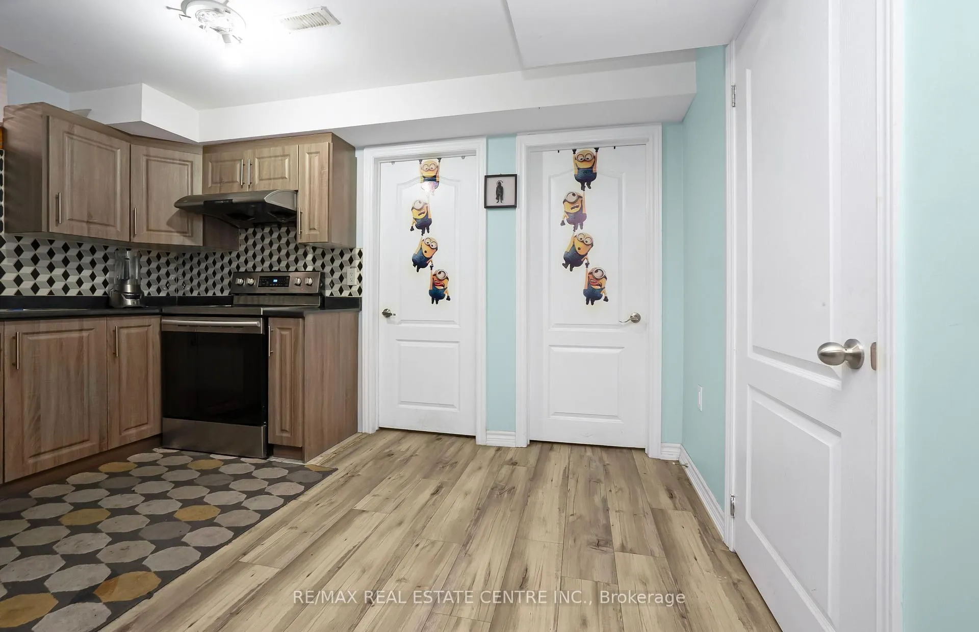 Photo 34 of 51 Ebury Drive, Brampton, Credit Valley — HOMEH