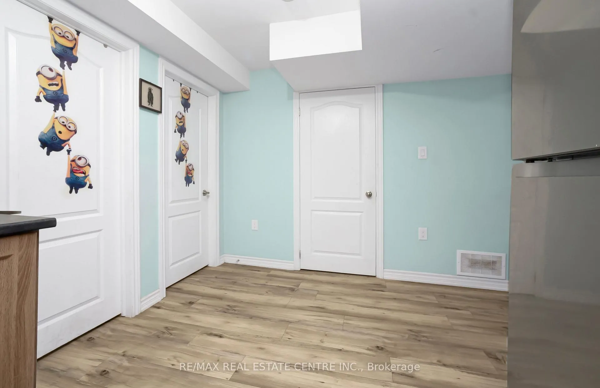 Photo 37 of 51 Ebury Drive, Brampton, Credit Valley — HOMEH