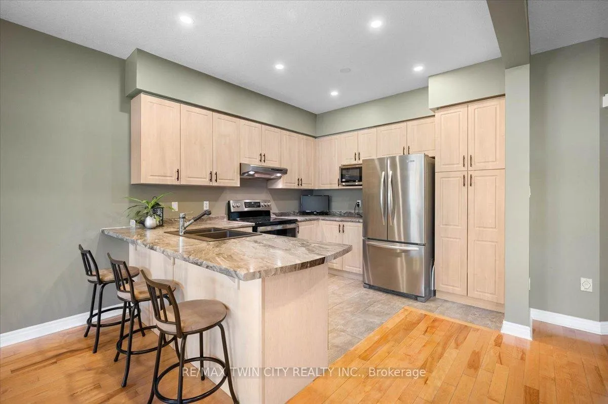 Photo 6 of 285 Doon South Drive, Kitchener, Doon South — HOMEH