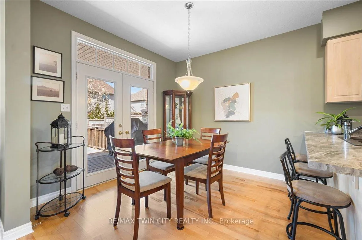 Photo 9 of 285 Doon South Drive, Kitchener, Doon South — HOMEH