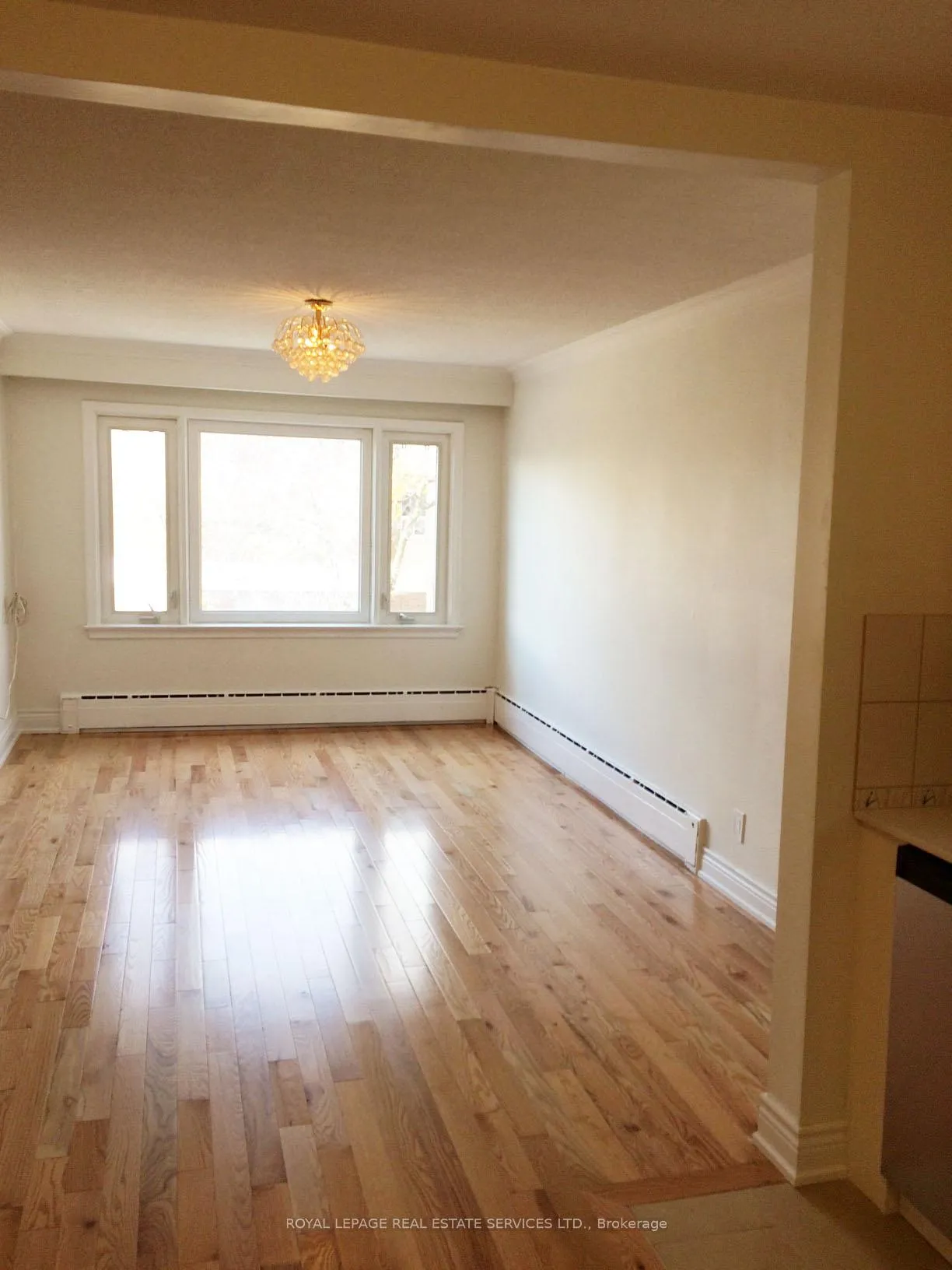 Photo 23 of 475 Winona Drive, Toronto, Oakwood Village — HOMEH