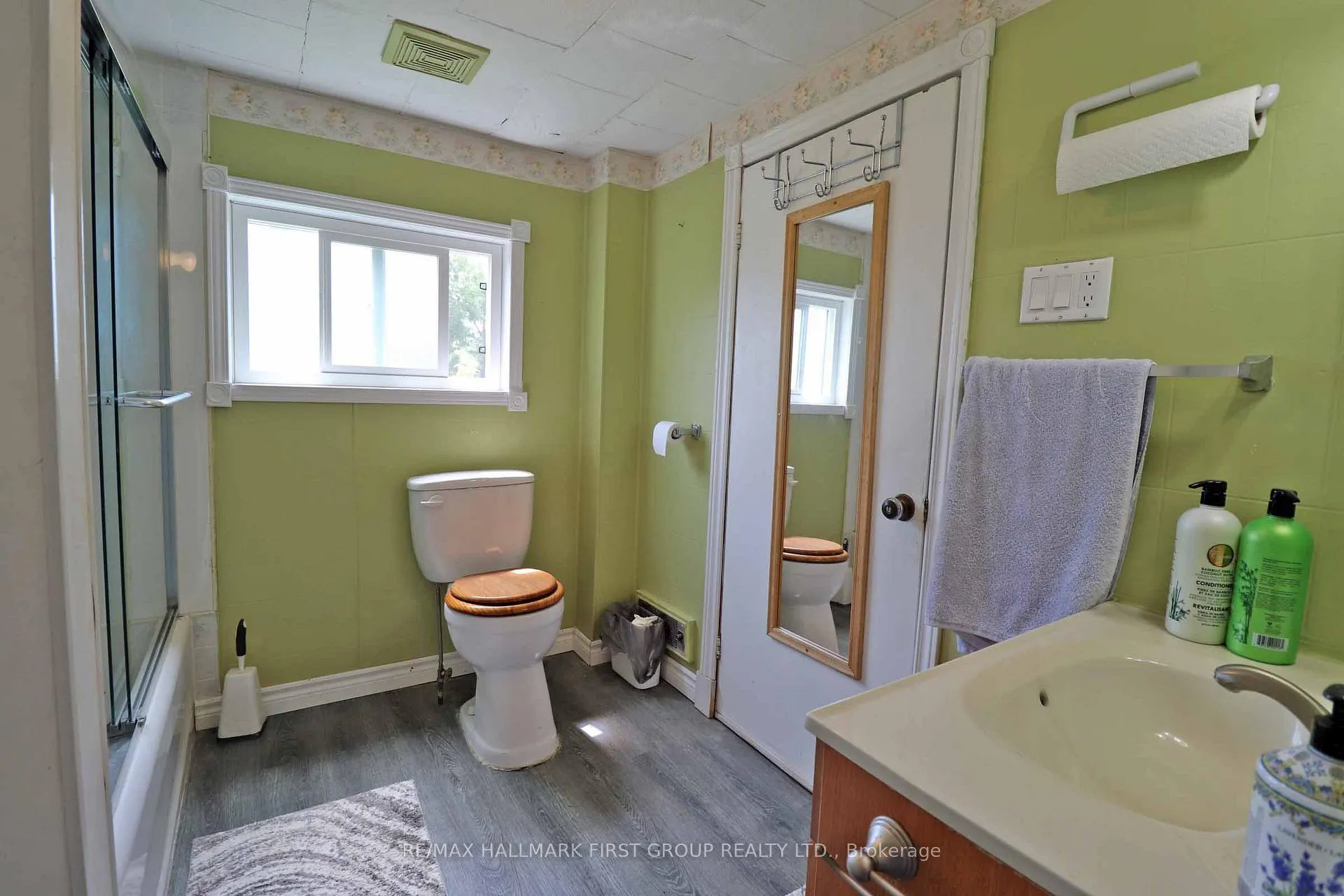 Photo 24 of 52 Hungerford Street, Tweed, Elzevir (Twp) — HOMEH