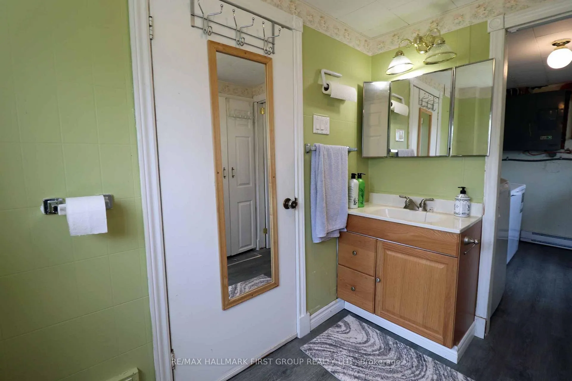 Photo 25 of 52 Hungerford Street, Tweed, Elzevir (Twp) — HOMEH