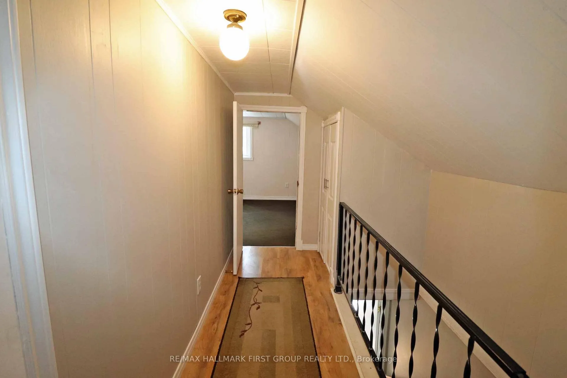 Photo 29 of 52 Hungerford Street, Tweed, Elzevir (Twp) — HOMEH