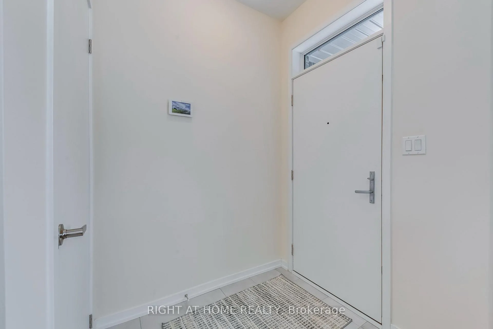 Photo 3 of 68 Lambert Lane, Caledon, Bolton East — HOMEH