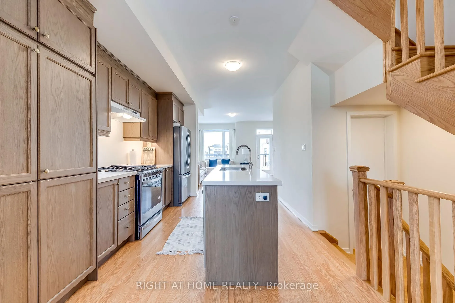 Photo 6 of 68 Lambert Lane, Caledon, Bolton East — HOMEH