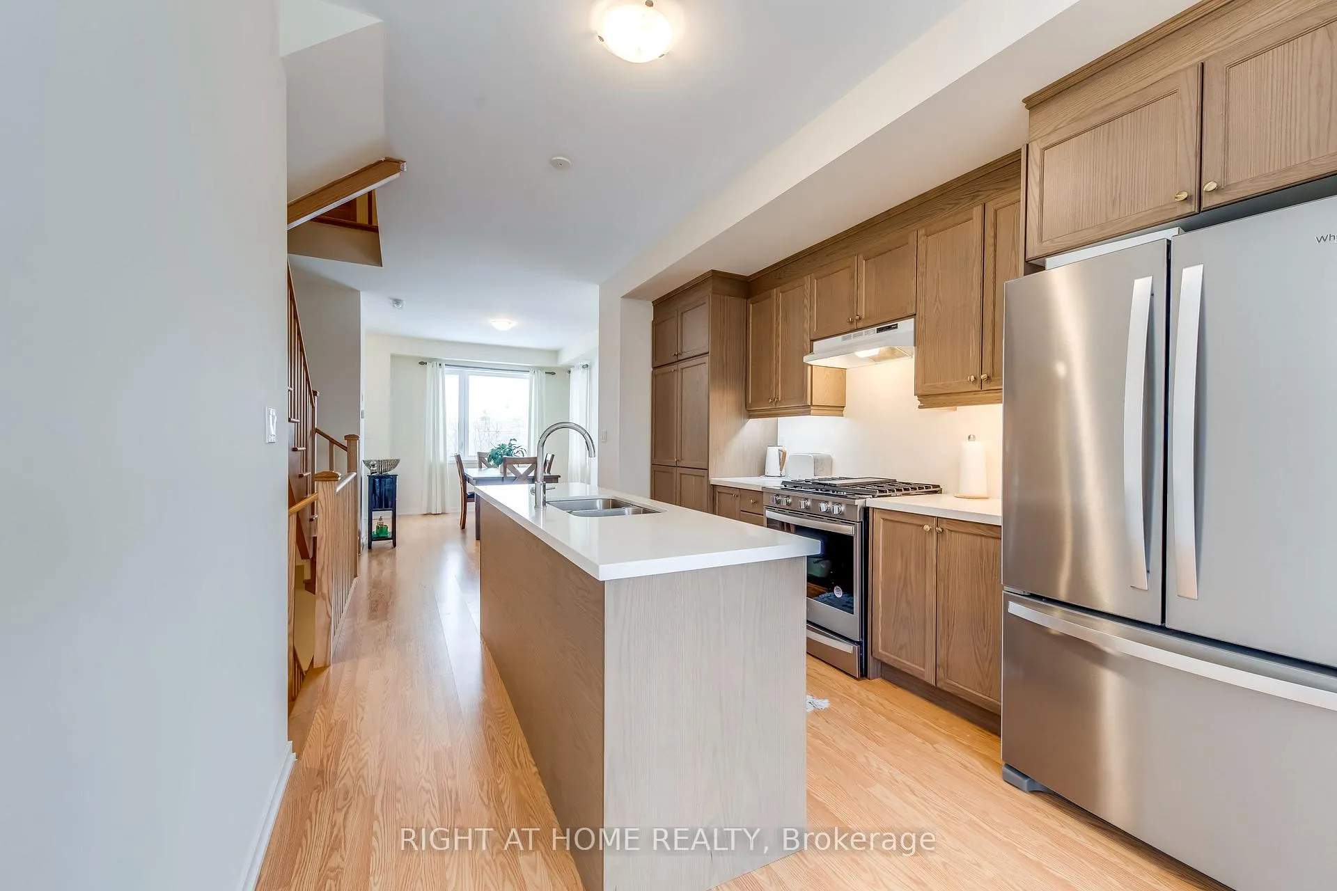 Photo 10 of 68 Lambert Lane, Caledon, Bolton East — HOMEH