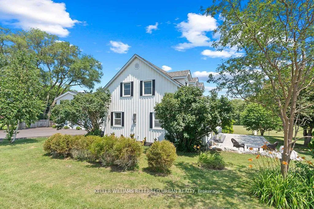 Front of 17145 8th Concession Road