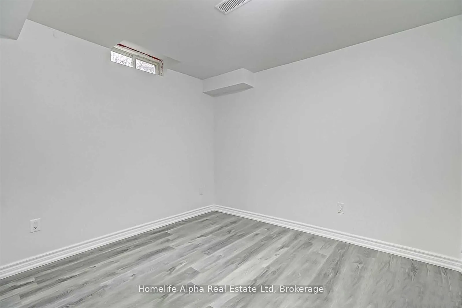 Photo 21 of 1947 Secretariat Place, Oshawa, Windfields — HOMEH