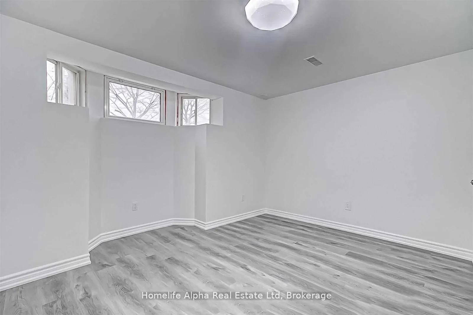 Photo 23 of 1947 Secretariat Place, Oshawa, Windfields — HOMEH